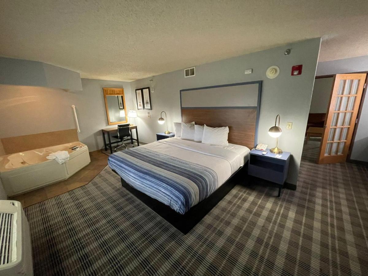 Americinn By Wyndham Sayre Exterior photo